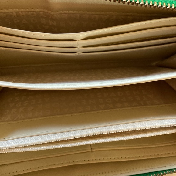 Kate Spade wallet - Picture 12 of 13